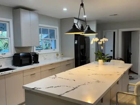 Casa unifamiliar en calle del Ducado de Neopatria, 5