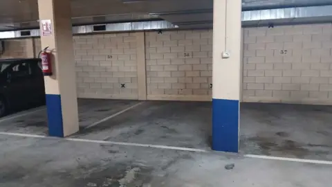Garaje en Plaza de Nornahi, 3
