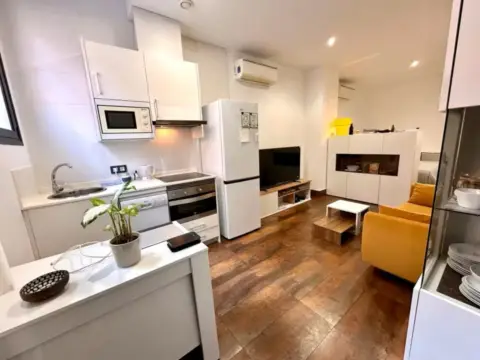 Apartamento en calle de la Villa de Marín, 19