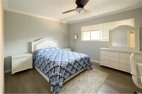 Piso en calle de Algeciras, 18