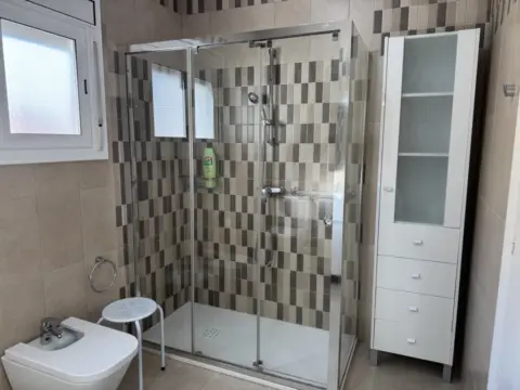 Habitación en Carrer del Poble Sec, 52
