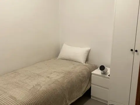 Habitación en Carrer Antoni Rovira i Virgili, 41