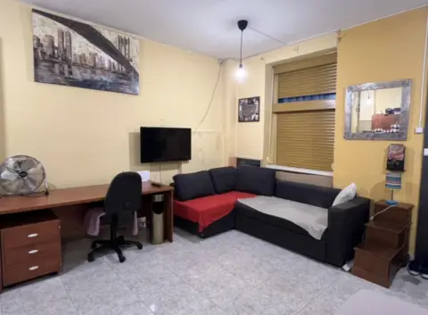 Apartamento en calle de las Peñuelas, 5