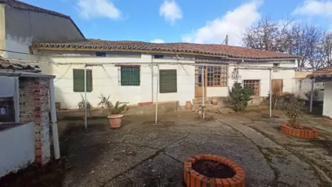 Casa rústica en calle del Villar, 8
