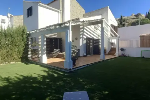 Chalet unifamiliar en calle Judería, 1