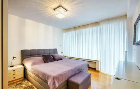 Apartamento en calle de José María Salaberria, 23
