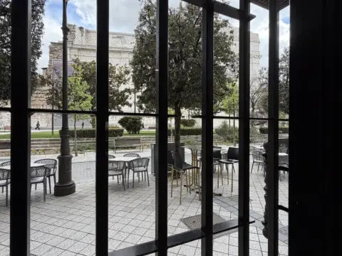 Piso en Plaza de Portugalete, 3