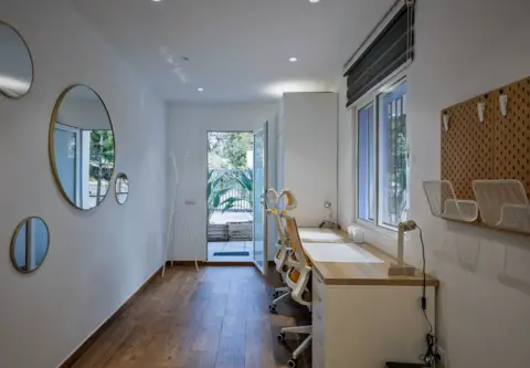 Estudio en Carrer del Doctor Fleming, 7