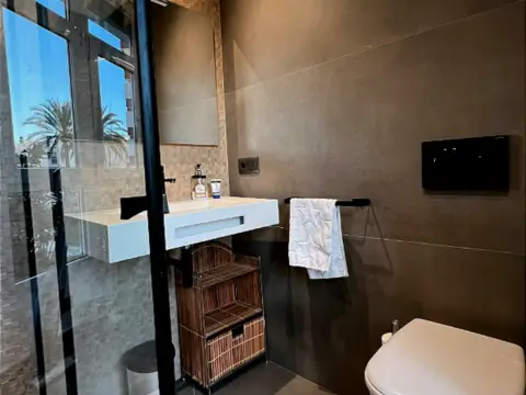 Estudio en calle de Antonio Millón, 5
