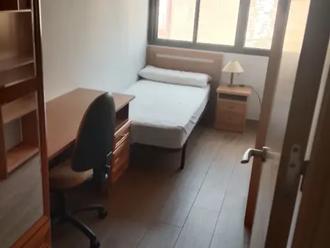 Piso en calle de los Alamillos, 1