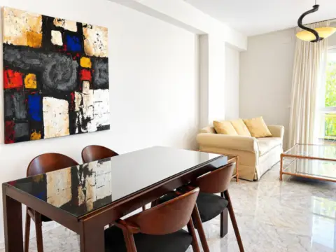 Apartamento en Alameda de las Brisas, 5