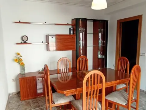 Habitación en Carrer Mare de Déu La Purificació, 23
