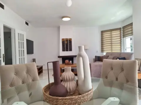 Casa unifamiliar en Avenida de los Maestros Espaderos, 51