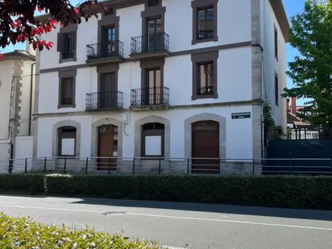 Piso en calle de Juan Bautista Uriarte, 80