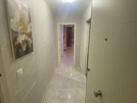 Piso en calle Jardines de los Poetas, 43