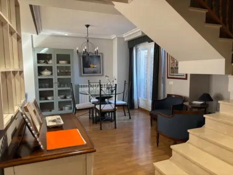 Dúplex en calle de Juan Diges Antón, 14