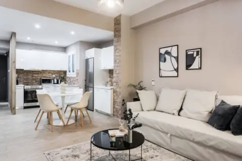 Apartamento en Plaza de Luis Buñuel, 6