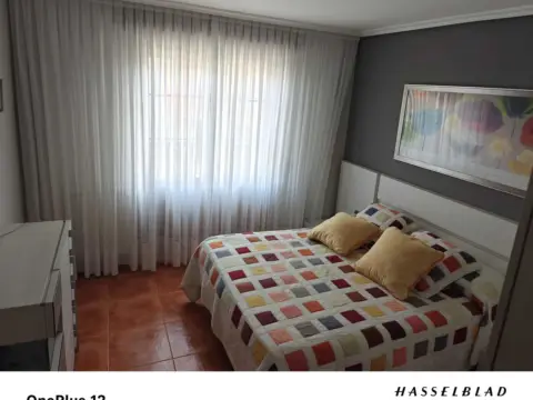 Chalet pareado en Avenida de la Trasmiera, 3