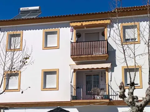 Apartment on Avenida de la Feria, 24