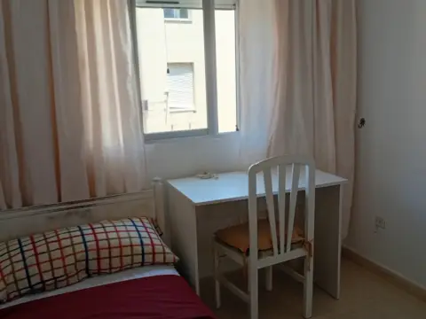 Piso en calle Jazmín, 10