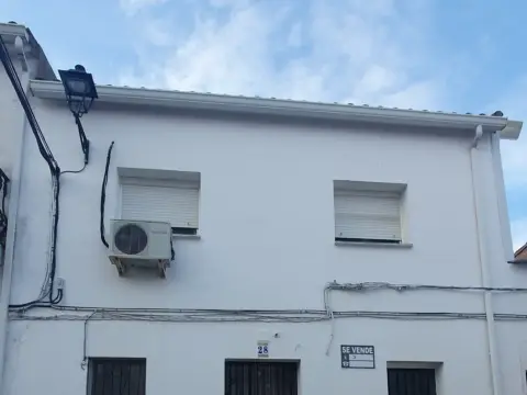 Casa unifamiliar en calle de la Paz, 28