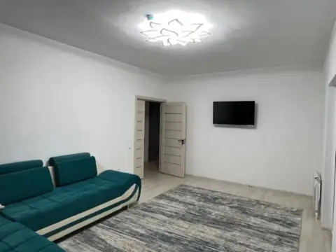 Piso en calle de la Golondrina, 35