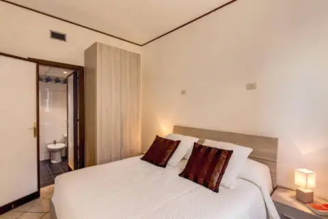 Piso en Carrer Solades, 2