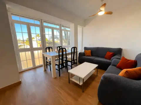 Piso en Avenida del Cabo de Gata, 102