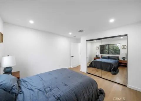Casa unifamiliar en calle de Estrómboli, 24