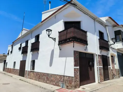 Casa unifamiliar en calle del Pozo Bueno Hospital, 72
