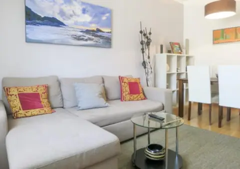 Apartamento en calle de Barcelona, 3