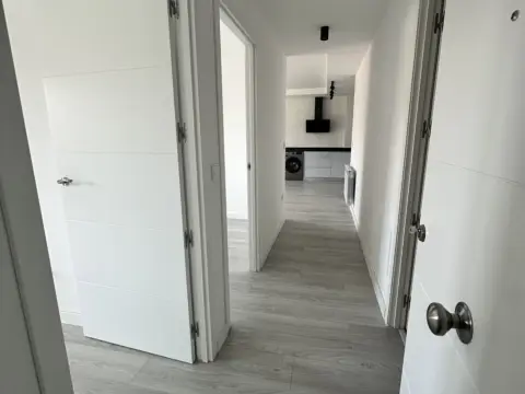 Piso en calle de Capilote, 7