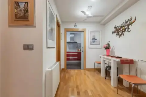 Apartamento en calle de Iturrama, 68