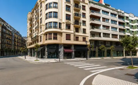 Oficina en calle de Iparragirre, 11