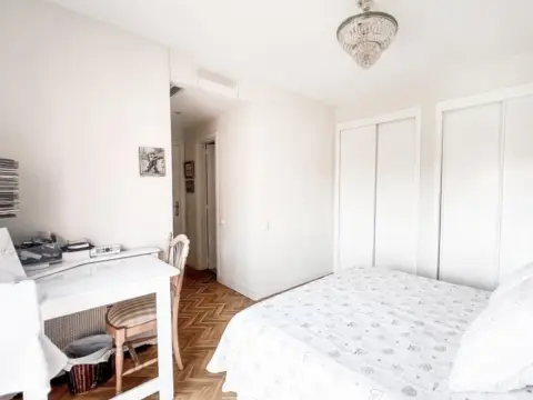 Piso en calle Puerta Canseco, 27