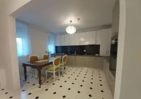 Piso en Avenida Gran de Jaume I,  4