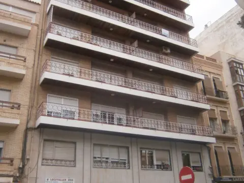 Piso en Plaza de la Merced, 5