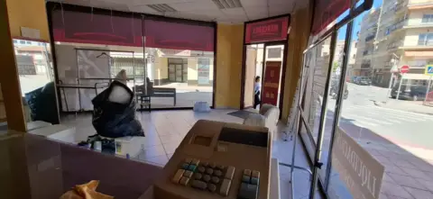 Local comercial en calle Calvario, 32