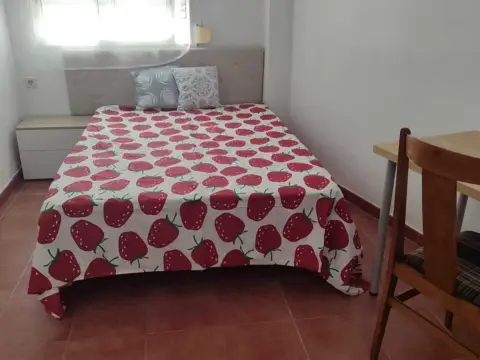 Piso en Ronda de los Tejares, 7