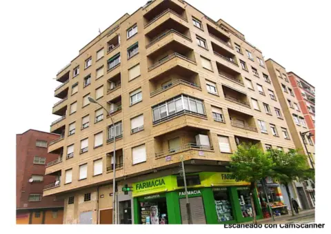 Piso en Avenida de Gonzalo de Berceo, 54