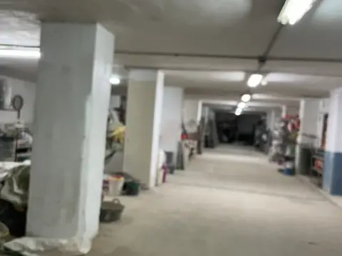 Local comercial en Avenida de Rodríguez de Ledesma, 1