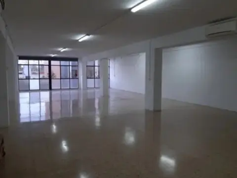 Nave industrial en Carrer de Llull, 57