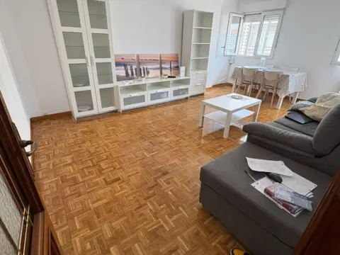 Habitación en calle de Miguel de Unamuno, 1
