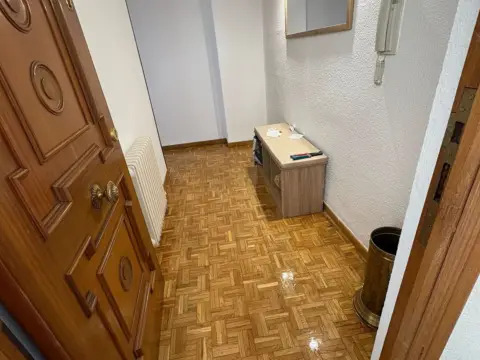 Habitación en calle de Miguel de Unamuno, 1