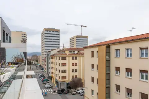 Ático en Teobaldoen Kalea, 9 in Ensanches - Zabalguneak (Pamplona - Iruña) · Pamplona - Iruña