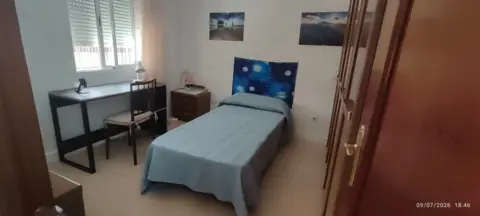 Habitación en calle Albéniz, 6