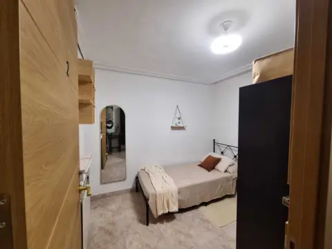 Piso en calle Brianda de Mendoza y Luna,  49