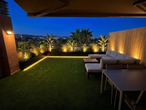 Penthouse at Avinguda d'Europa, 97