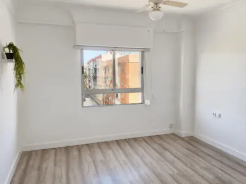Flat on Calle de Ignacio de Zuloaga, 43