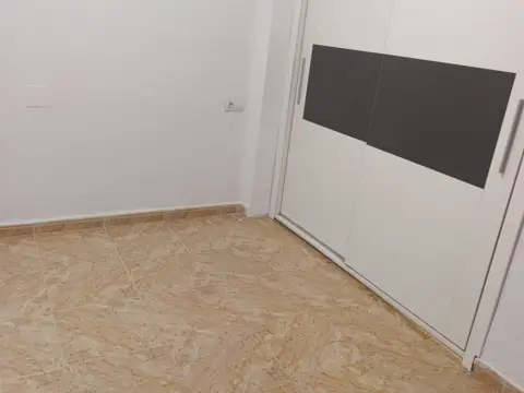 Piso en calle de la Tenderina, 12